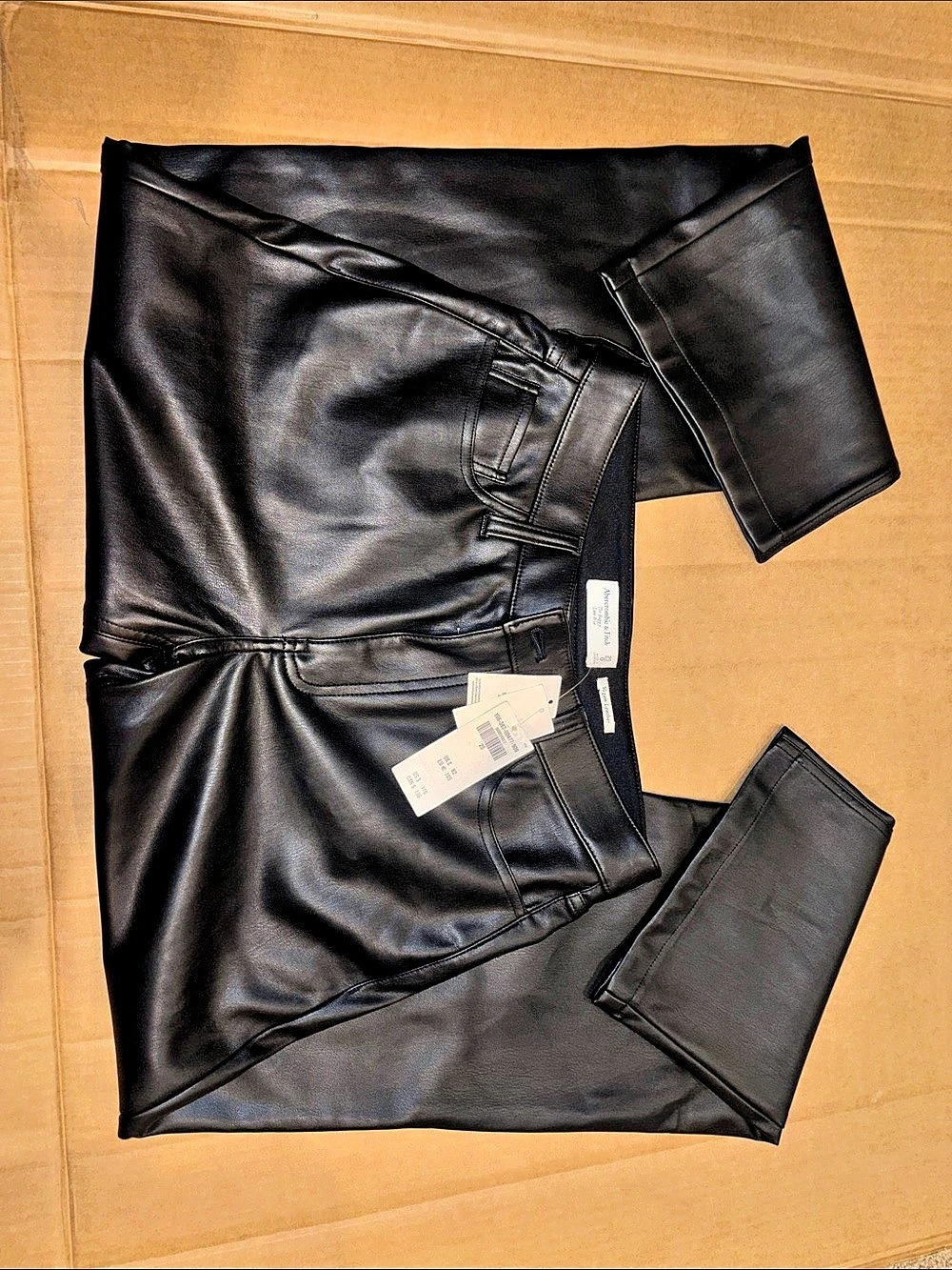 Abercrombie & Fitch NWT Vegan Leather Low Rise Baggy Pants Black 25/0